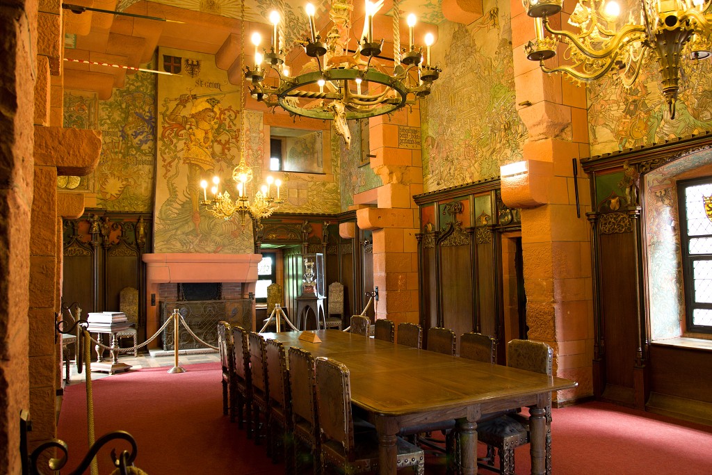 chateau koenigsbourg koenigsburg kasteel burcht hdr orschwiller elzas vogezen france frankrijk fort